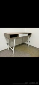 Kancelářský / psací stůl - 2