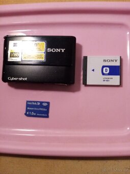 Digitální foťák sony - 2