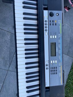 Klávesy Yamaha - 2