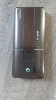 Sonyericsson k770i - 2