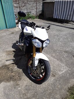 Street triple - 2