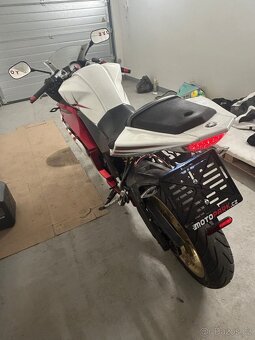Yamaha YZF R125 - 2