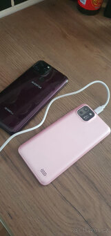 nový aligator     telefon vč. SIM karty s kreditem 100kč - 2