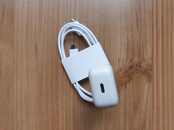 USB-C nabíječka pro tablety a mobilní telefony - 2