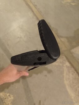 Příčníky Thule Wingbar 961 (118 cm) + patky 757 (na hagusy) - 2