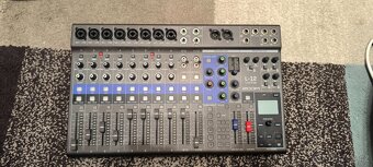 Zoom LiveTrak L-12 - 2