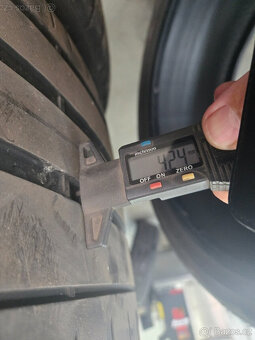 Pirelli P-Zero PZ4 315/30 R21 s homologací NA1 - 2