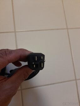 BOSCH nabíječka 4A Charger BPC3400 - 2