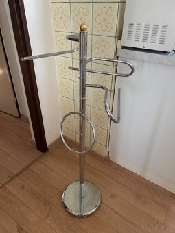 Stojan na ručníky - 2