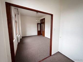 Pronájem bytu 3kk s terasou v centru Jablonce nad Nisou - 2