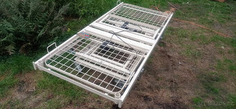 polohovací elektrická postel s ovladačem pro invalidy - 2