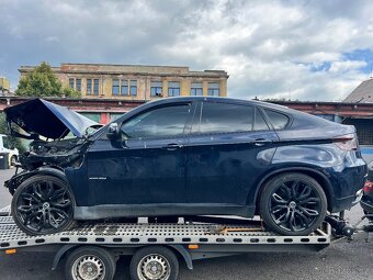 Bmw e71 x6 40d 225kw Carbon Schwartz na díly - 2