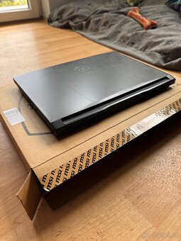 Herní mašina RTX 4070 MSI Katana 15 B13 - 2