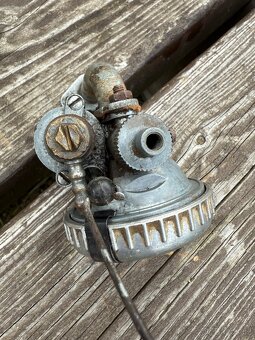 JAWA 550 pařez levostranný karburátor - 2