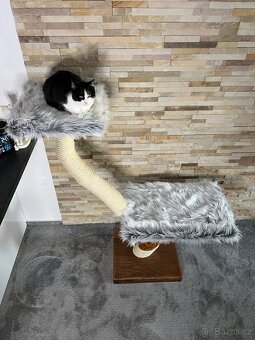 Dřevěný kočičí strom - 2