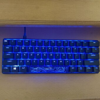 Klávesnice HyperX Alloy Origins 60-US, kabel - 2