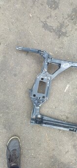 Chladicova stena audi A4 B8 8K 8K0885594J - 2