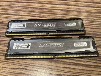 DDR4 crucial 2x8GB - 2