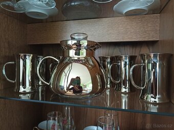 Konvice s hrnečky - 2