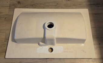 Umyvadlo nepoužité - 2