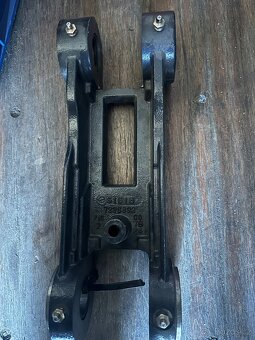 Kosti naklápění bobcat - 2