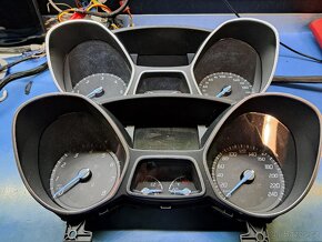 Budíky Ford Focus III, Kuga 2 barevné - 2