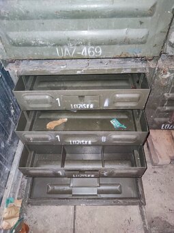 Bedny na nářadí pro v3s - 2