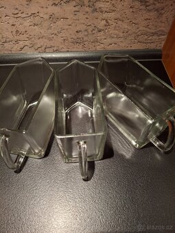 Skleněné dózy - 2