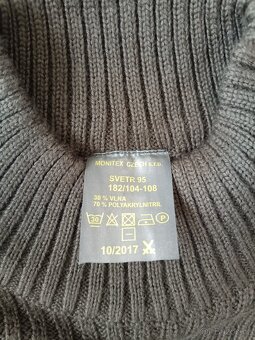 svetr AČR vel.182/104-108 - 2