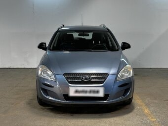 Kia Ceed CRD ,  66 kW nafta, 2009 - 2