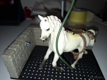 Mycí box vc koníka Schleich - 2