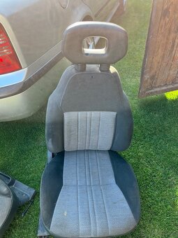 Přední sedačky Suzuki vitara - 2