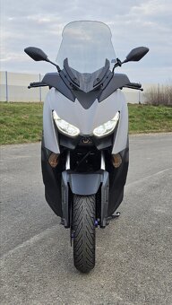 Yamaha XMAX 300 (2021) - 2