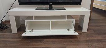 Televizní stolek - 2