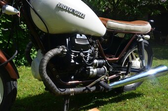 Moto Guzzi V65C - 2