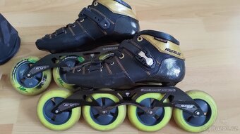 Speed inline brusle Powerslide Venom Karbon (vel.44) - 2