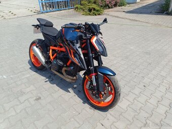 KTM 1290 Superduke R - 2