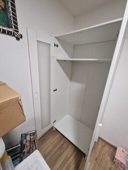 skříň IKEA - 2