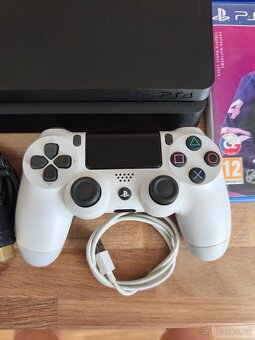 PlayStation 4 Slim 500GB + Ovladač+ 2 Hry - 2