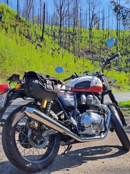 Royal Enfield Interceptor 650 - 2