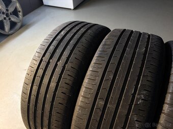 Letní pneu Continental 215/55R17 - 2