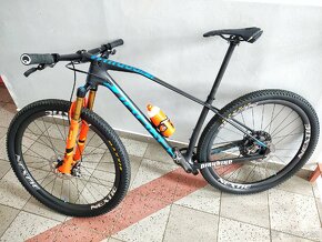 MTB MONDRAKER-XTR,KARB.KOLA,FOX VIDL.-170-185cm-P.C.=229 tis - 2