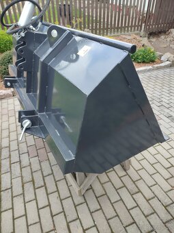 Hydraulická lopata za traktor - 2