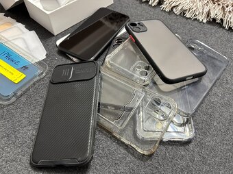 Apple iPhone 11 64GB black, TOP stav - 2