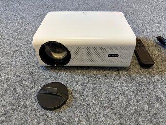 Full-HD Projektor VANKYO LEISURE 495W Android - 2