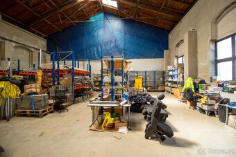 Pronájem komerční haly 275 m² – sklad / výroba, dostupné od - 2