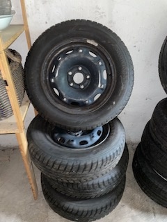 Zimní pneumatiky s diskem 165/70 R 14 - 2
