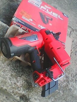 Milwaukee M18 2745-20 m18 FFN-0C Aku HŘEBÍKOVAČKA 50-90mm - 2
