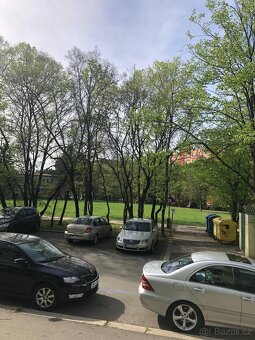 3+1 v Černých Polích, nám.SNP s balkónem - 2