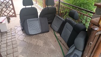 Autosedačky - 2